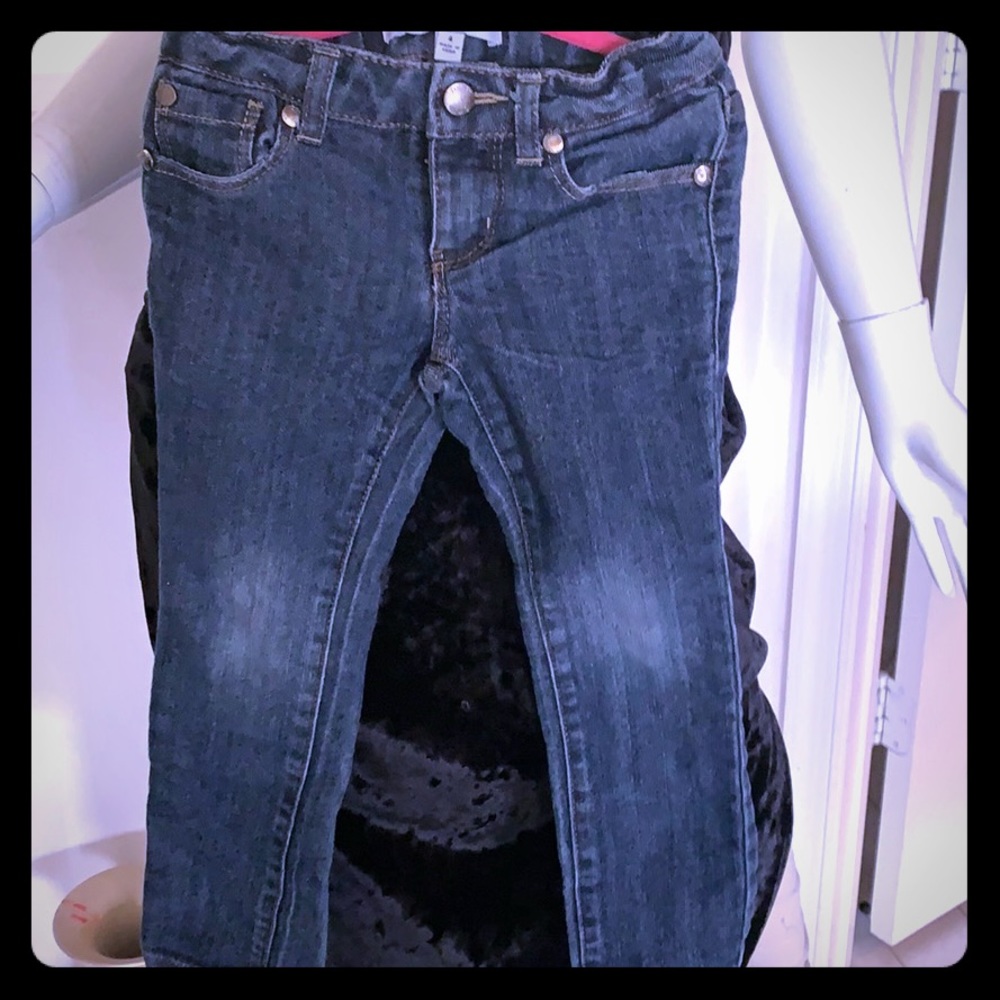 Dkny pans size 4